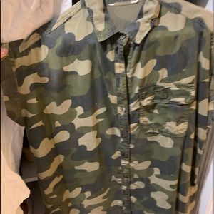 C & C camouflage tencel top